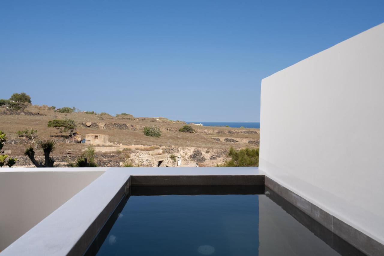 Acanthus Oia-Suites With Private Hot Tub Oia (Santorini)